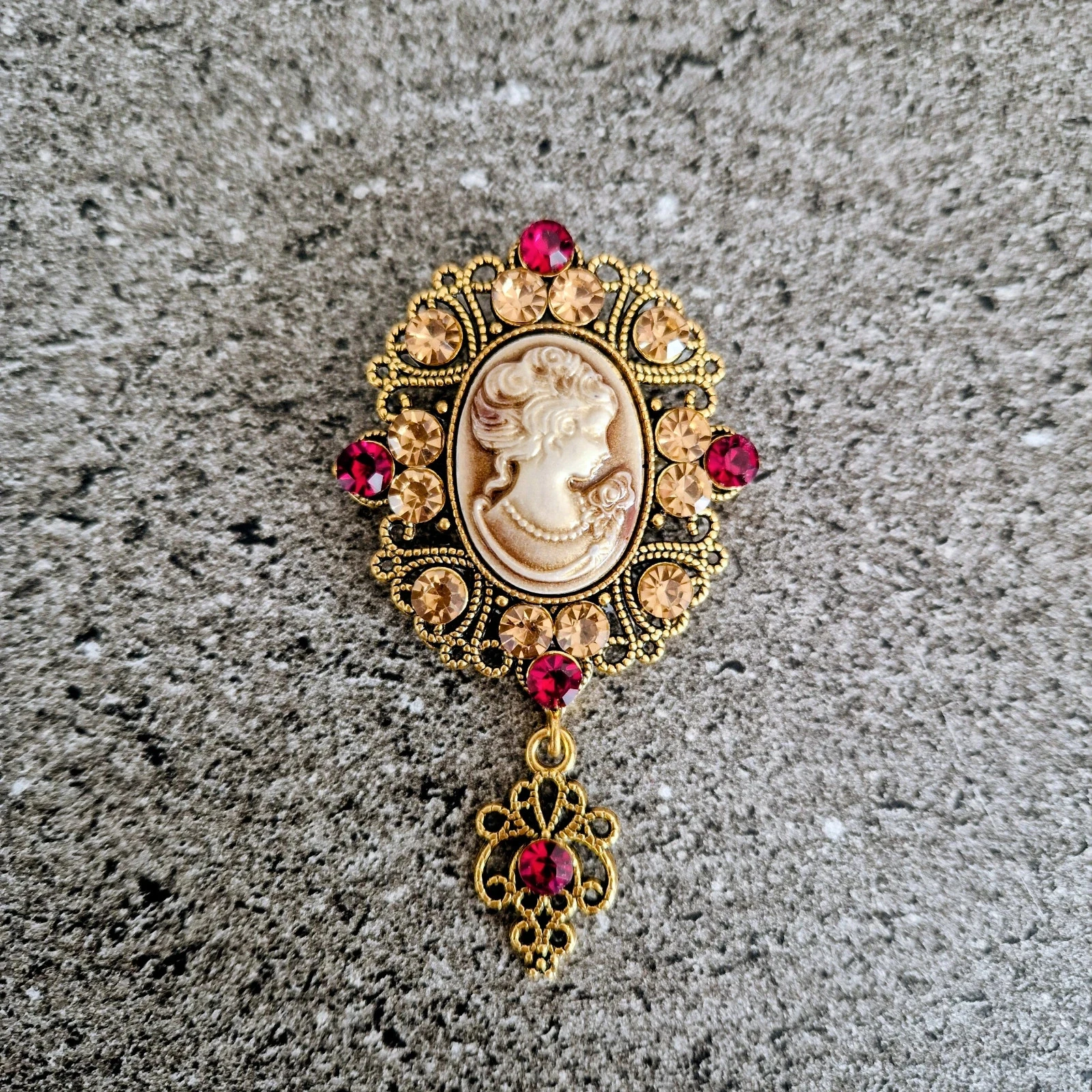 Broche Camée